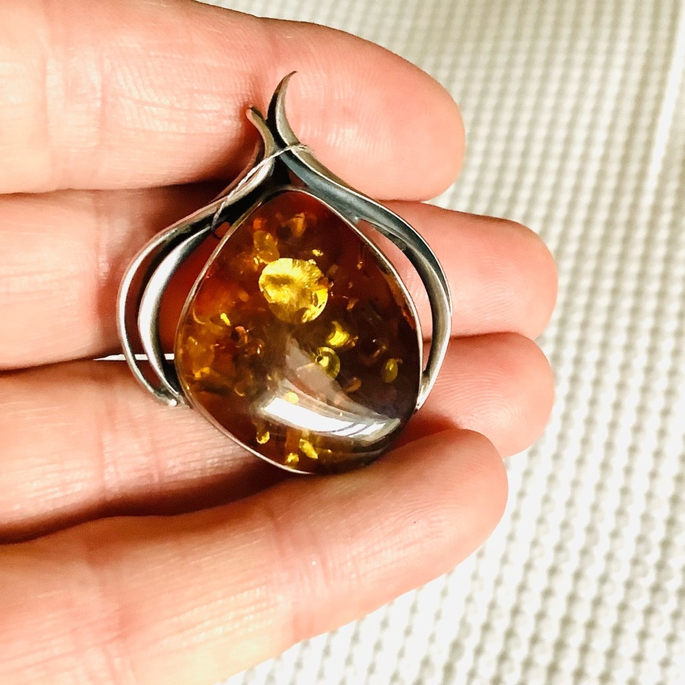 Beautiful REAL BALTIC AMBER brooch/ pendant ☀️☀️☀️ - Picture 10 of 13